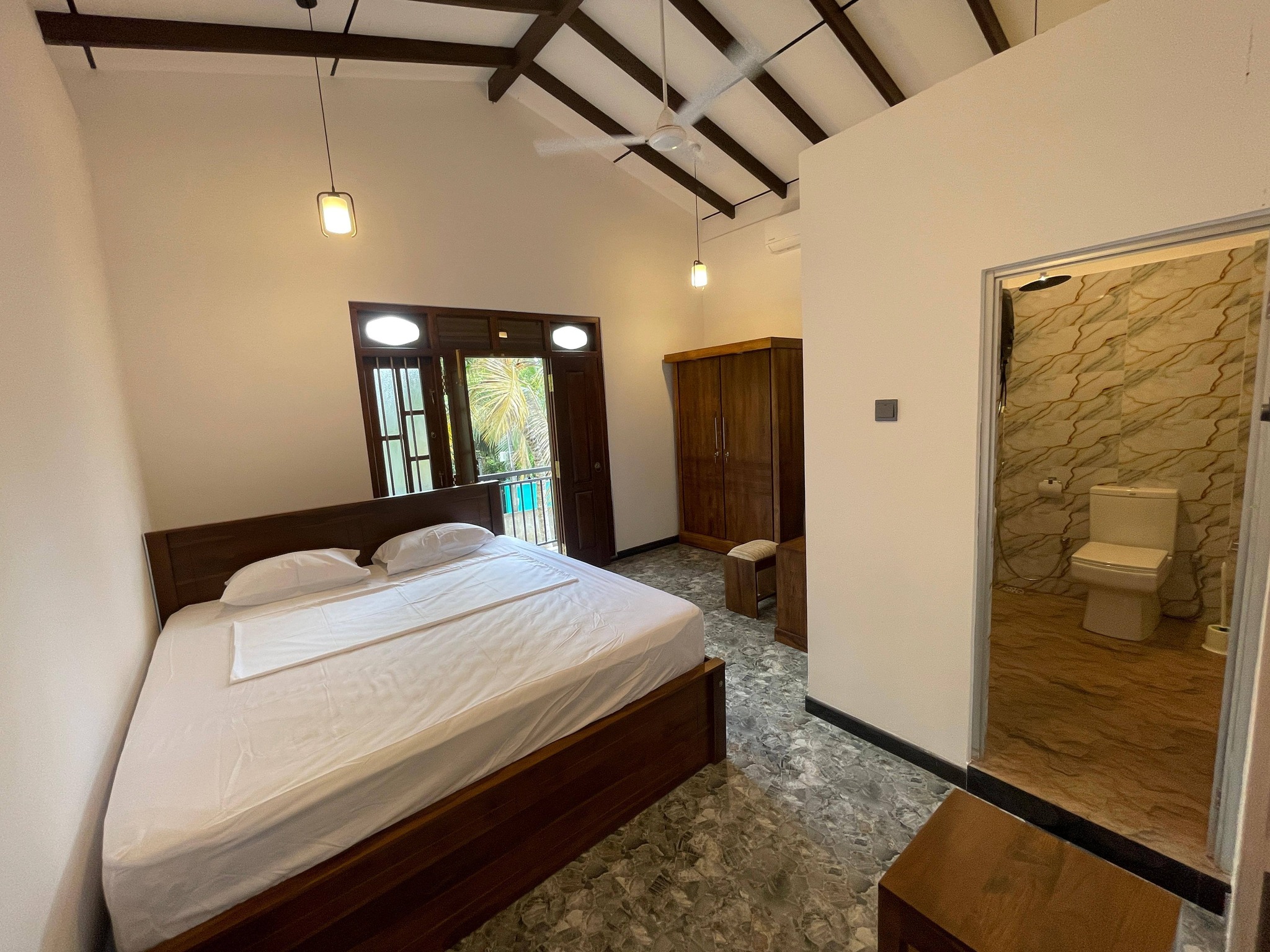 Authentic Sri Lankan Hospitality